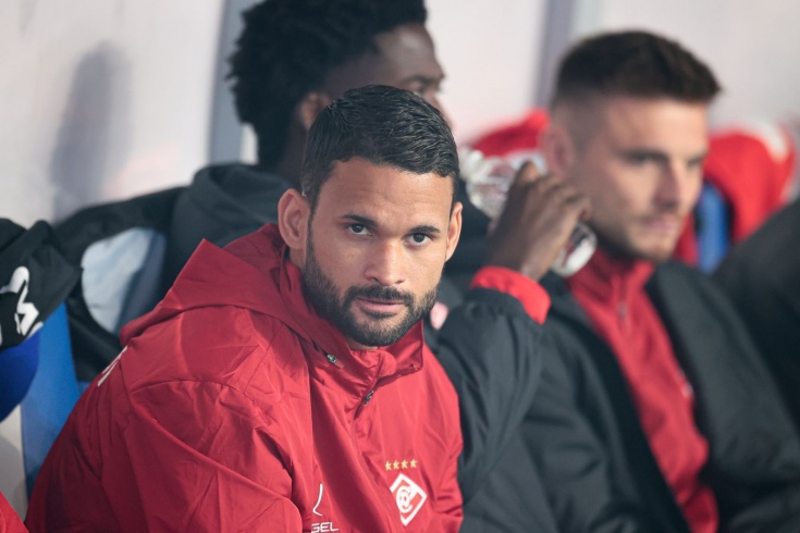 用铁一般的 用铁一般的