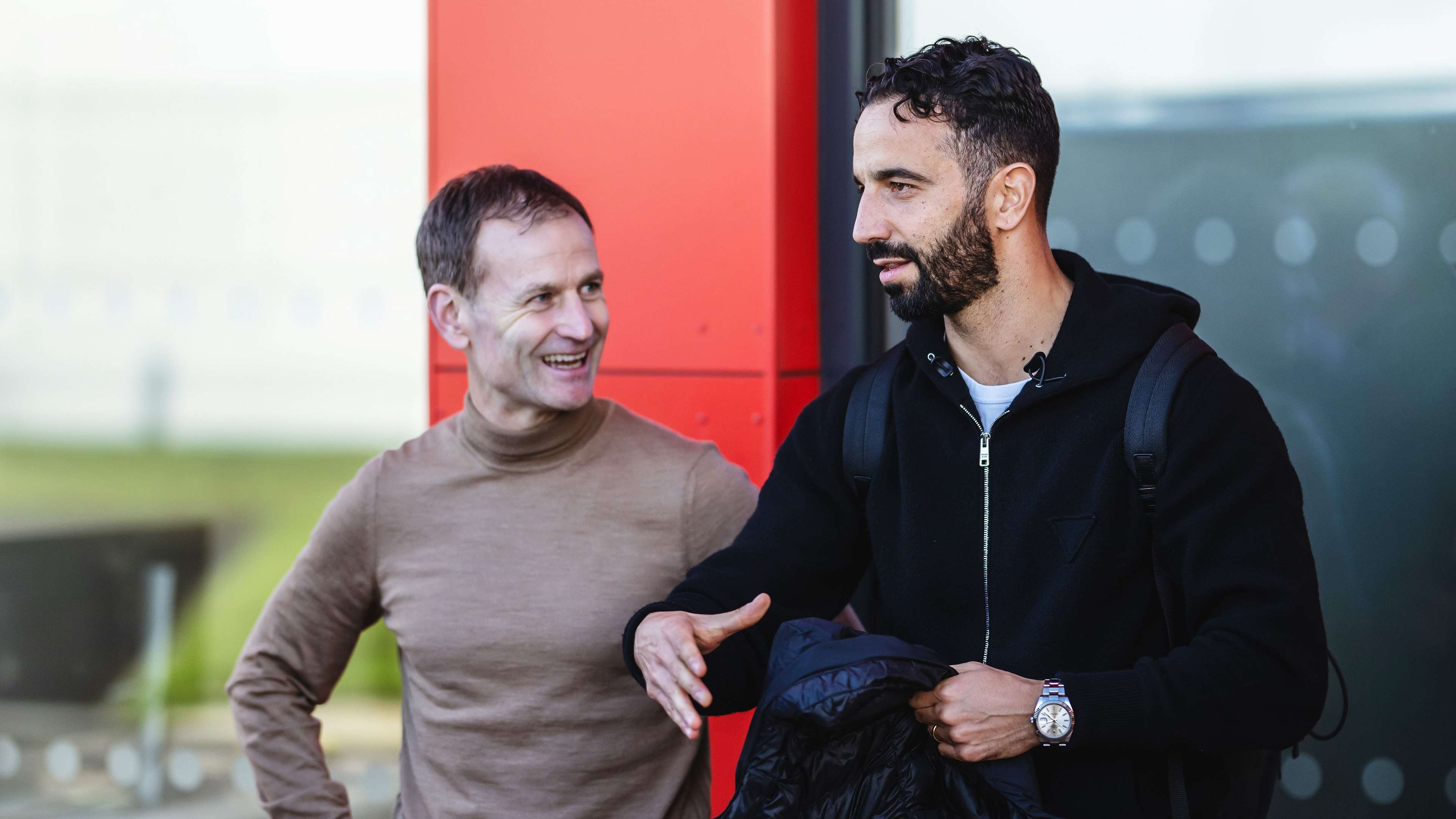 题日益凸显 题日益凸显